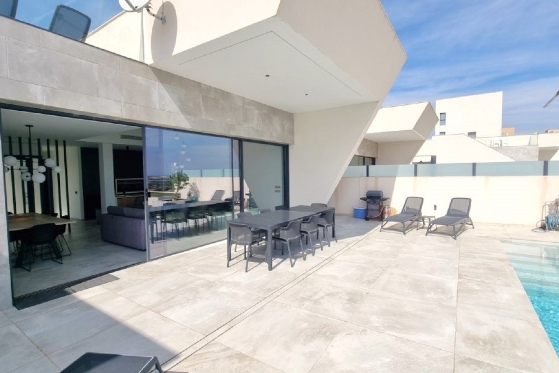 Revente - Villa -
Ciudad Quesada