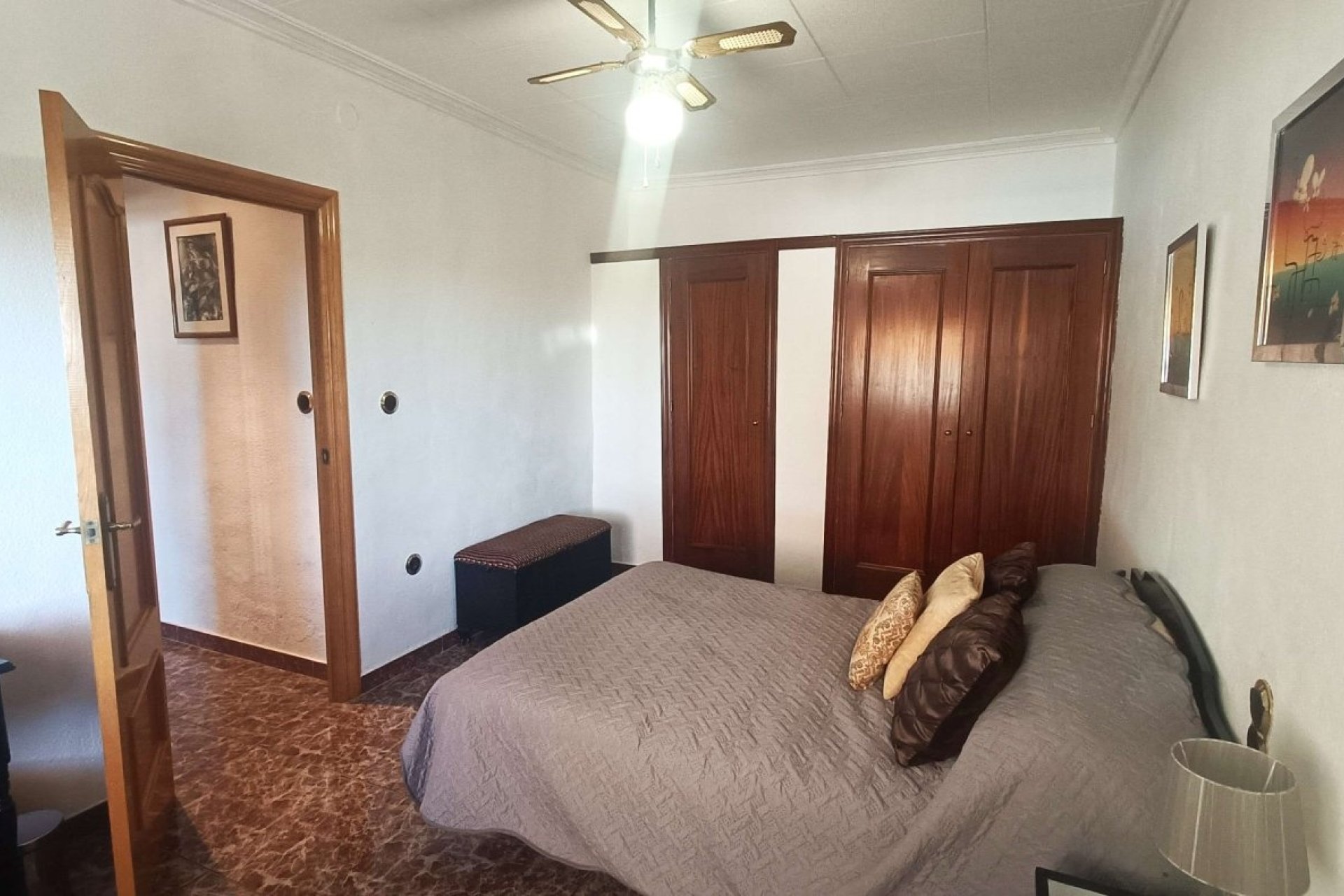 Revente - Villa -
Crevillent - Inland