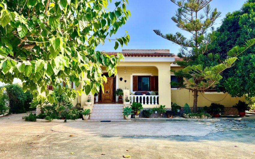 Revente - Villa -
Daya Vieja - Costa Blanca Sur