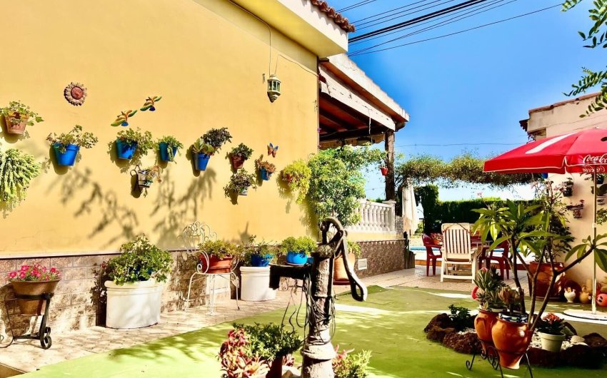 Revente - Villa -
Daya Vieja - Costa Blanca Sur
