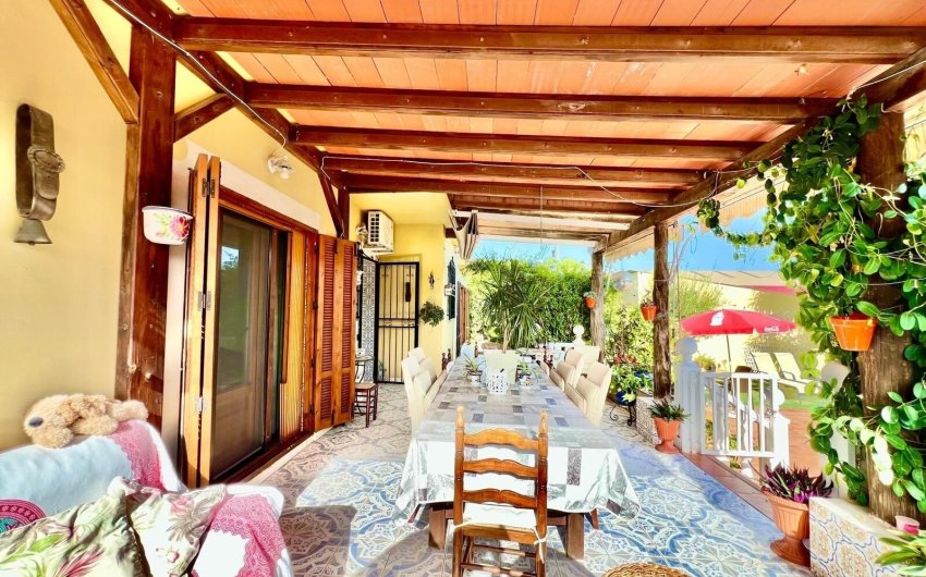 Revente - Villa -
Daya Vieja - Costa Blanca Sur