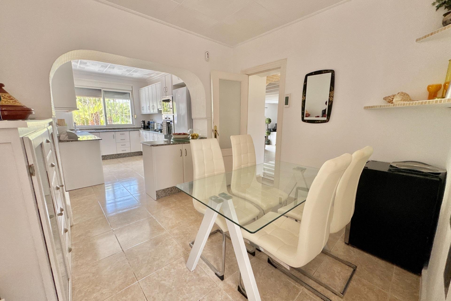 Revente - Villa -
Dolores - Comunidad Valenciana