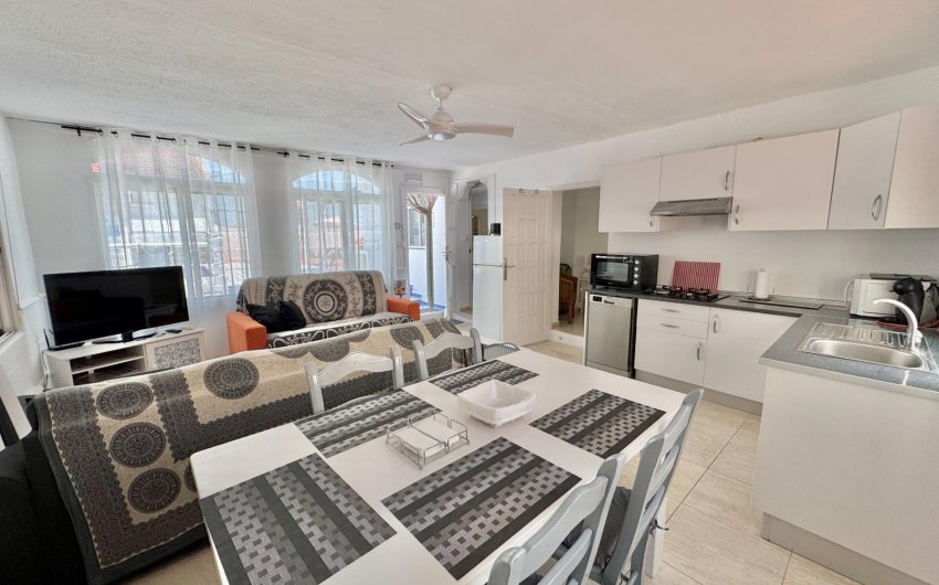 Revente - Villa -
Dolores - Comunidad Valenciana