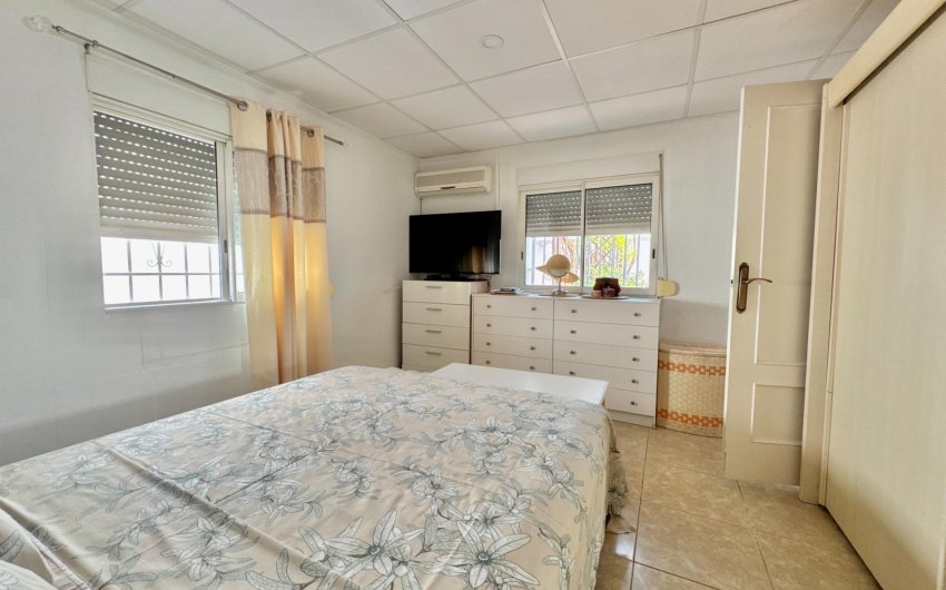 Revente - Villa -
Dolores - Comunidad Valenciana