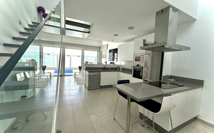 Revente - Villa -
Dolores - Costa Blanca