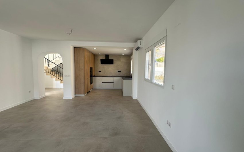 Revente - Villa -
El Campello - Costa Blanca