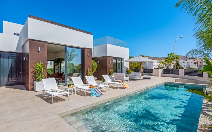 Revente - Villa -
El Campello - El Amerador