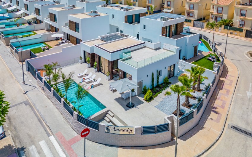 Revente - Villa -
El Campello - El Amerador