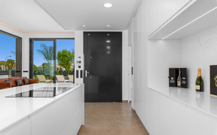 Revente - Villa -
El Campello - El Amerador