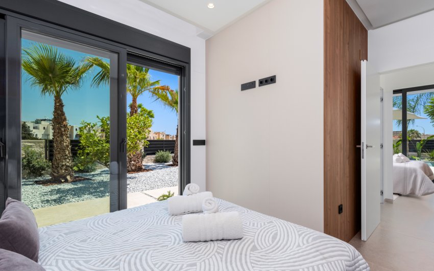 Revente - Villa -
El Campello - El Amerador