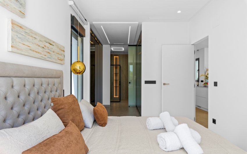 Revente - Villa -
El Campello - El Amerador