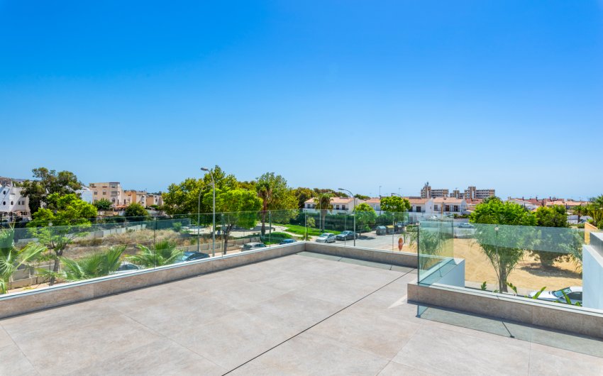 Revente - Villa -
El Campello - El Amerador