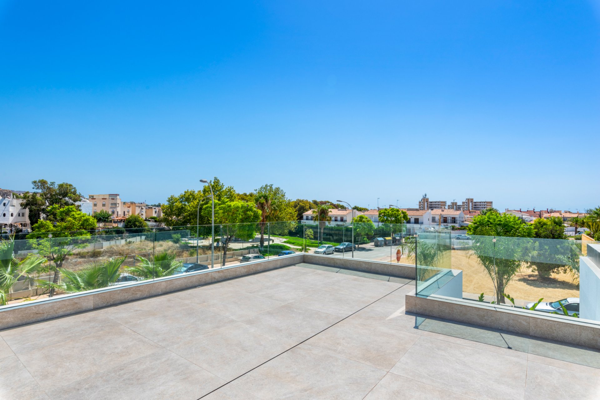 Revente - Villa -
El Campello - El Amerador