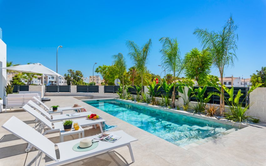 Revente - Villa -
El Campello - El Amerador