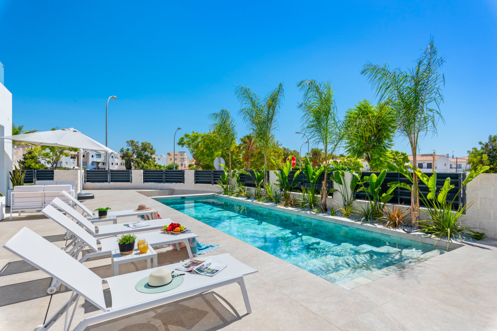 Revente - Villa -
El Campello - El Amerador