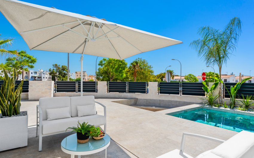 Revente - Villa -
El Campello - El Amerador