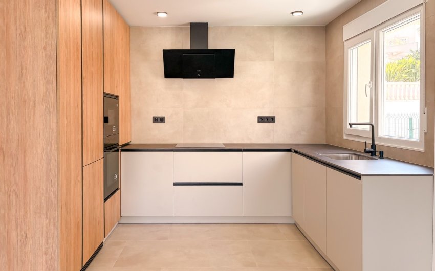 Revente - Villa -
El Campello - Pueblo Acantilado - Venta Lanuza