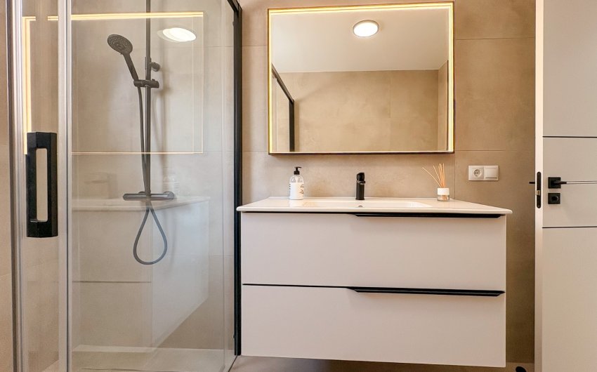 Revente - Villa -
El Campello - Pueblo Acantilado - Venta Lanuza