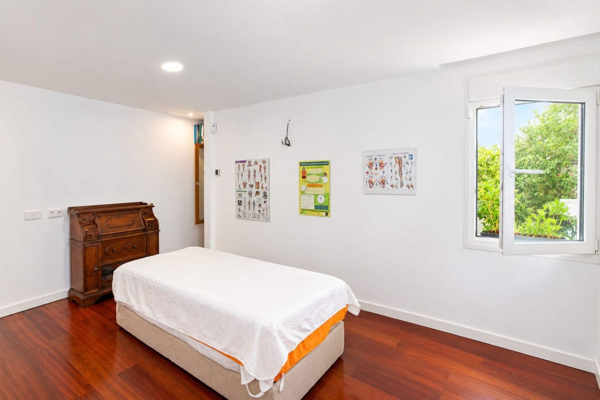Revente - Villa -
El Rosario - Inland
