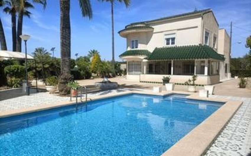Revente - Villa -
Elche - Costa Blanca