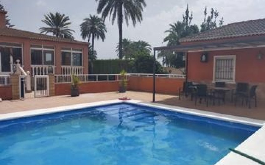 Revente - Villa -
Elche - Costa Blanca