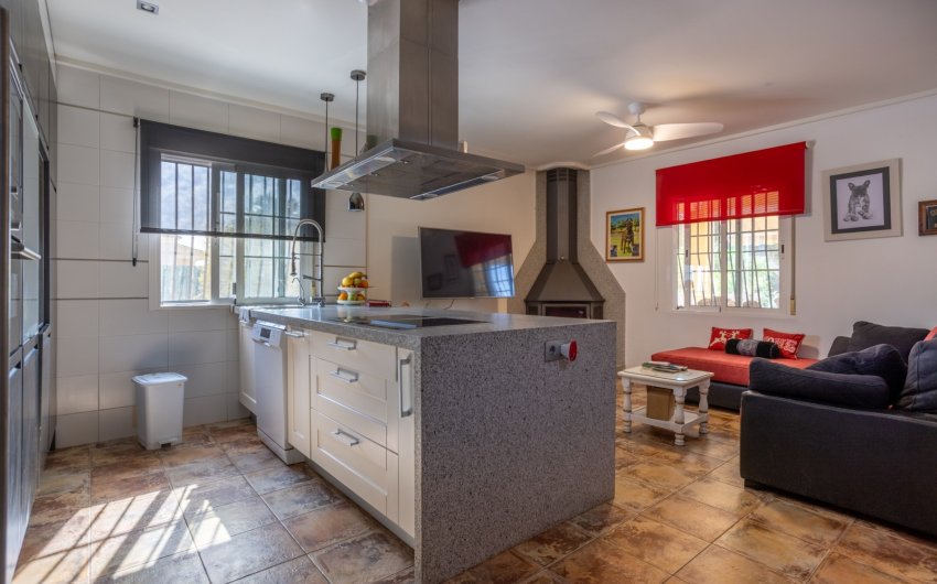 Revente - Villa -
Elche - Costa Blanca
