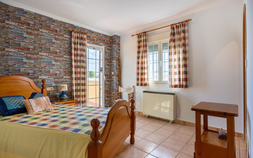 Revente - Villa -
Elche - Costa Blanca