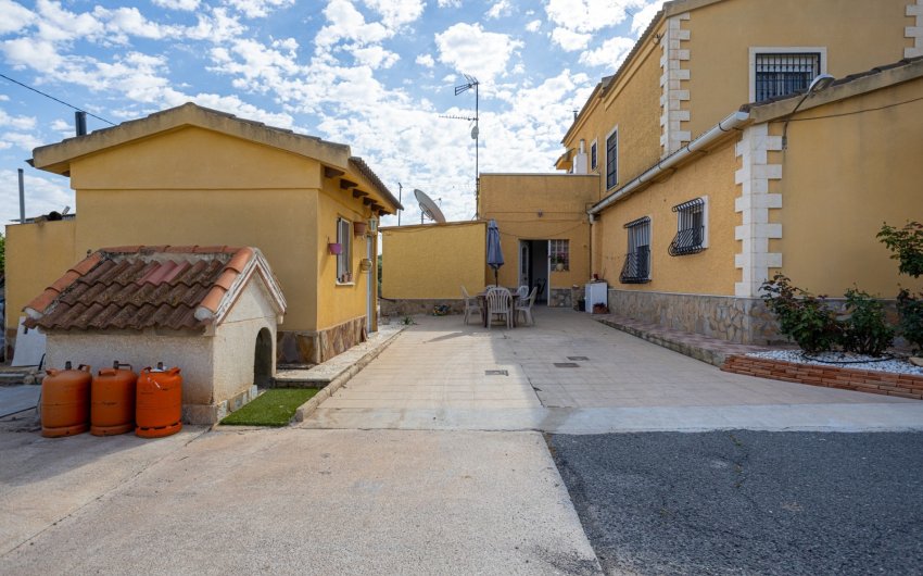 Revente - Villa -
Elche - Costa Blanca
