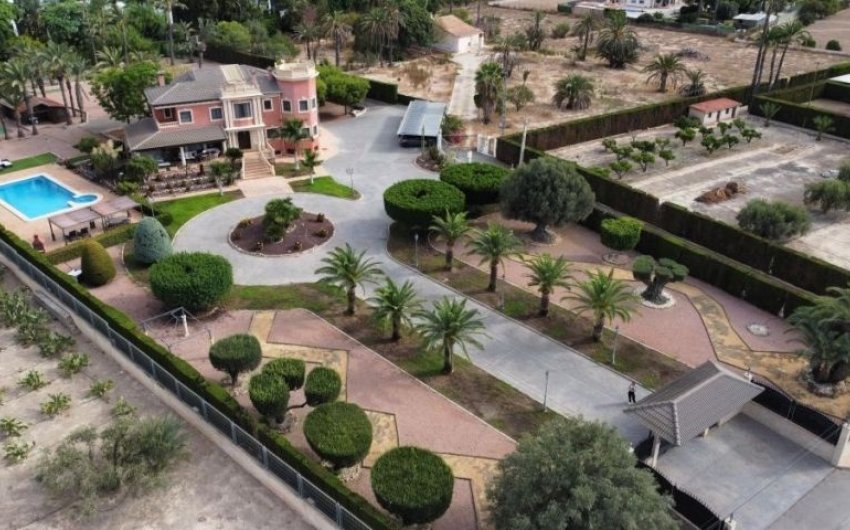 Revente - Villa -
Elche - Costa Blanca