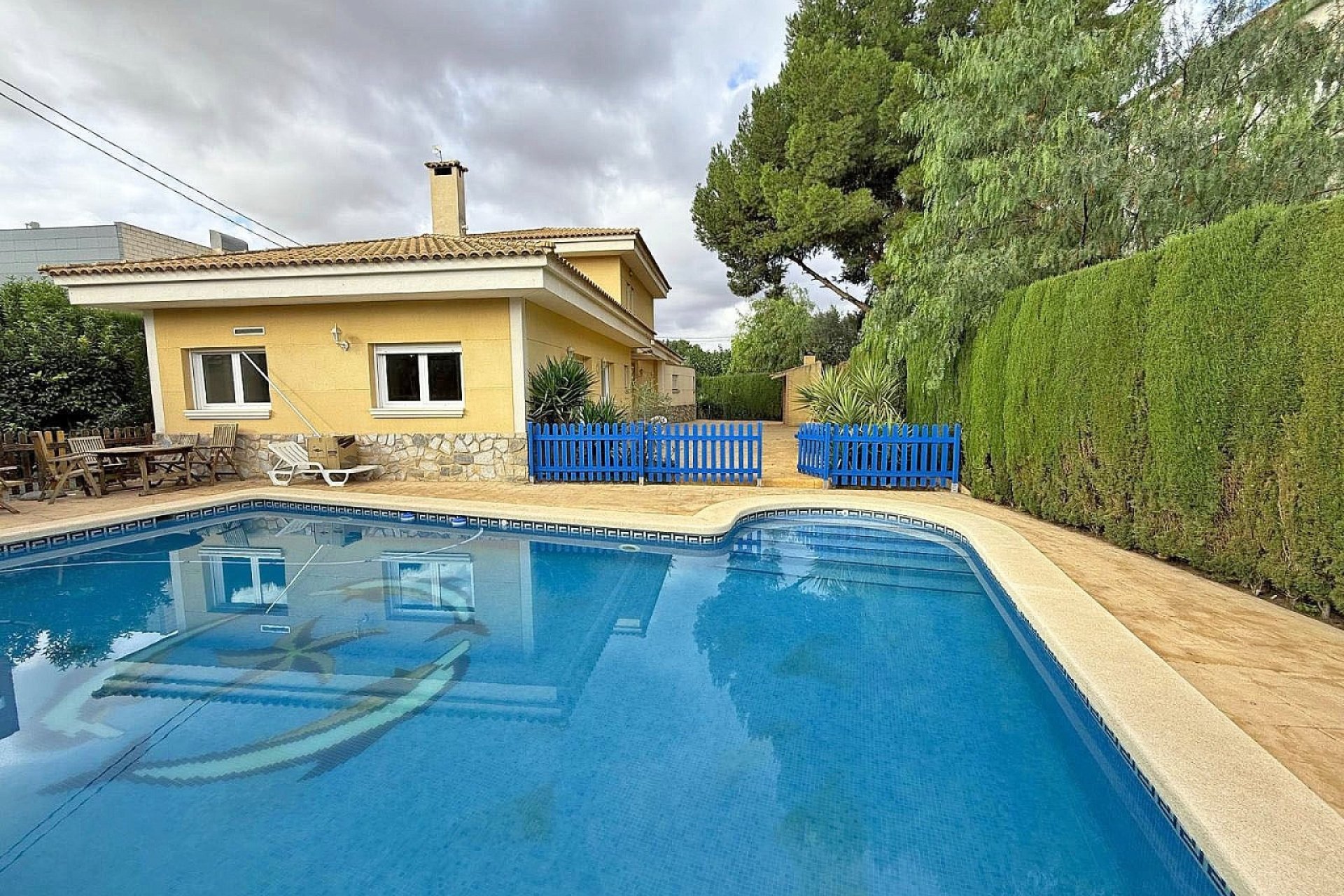 Revente - Villa -
Elda