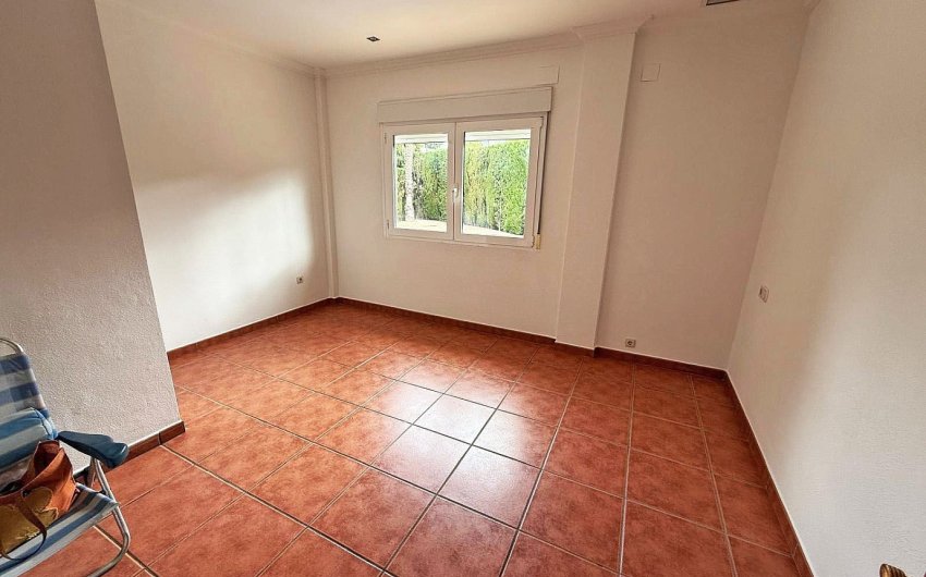 Revente - Villa -
Elda