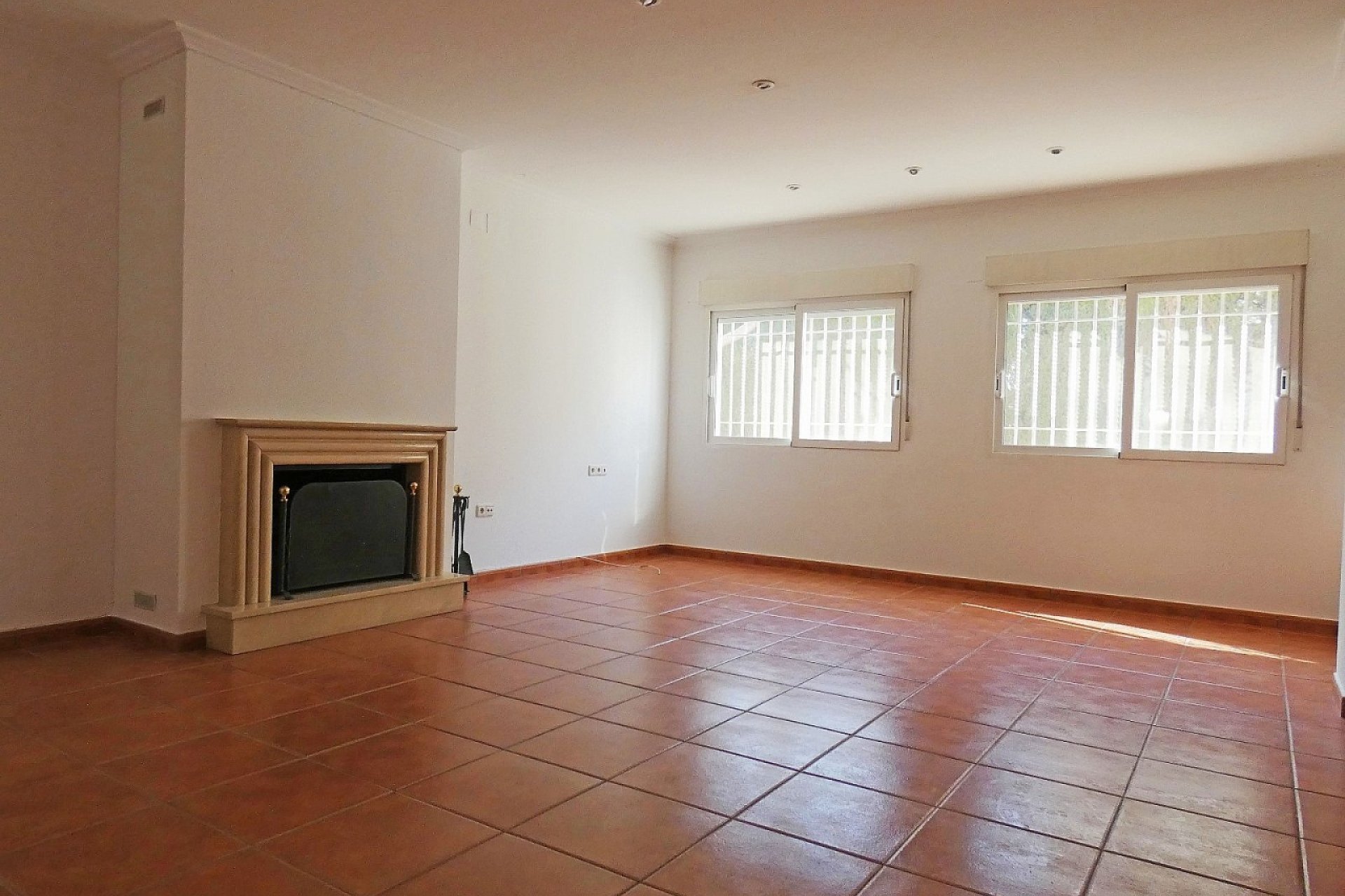 Revente - Villa -
Elda