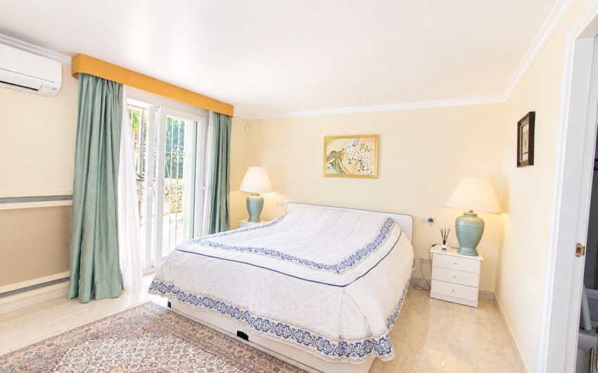 Revente - Villa -
Elviria - Costa del Sol