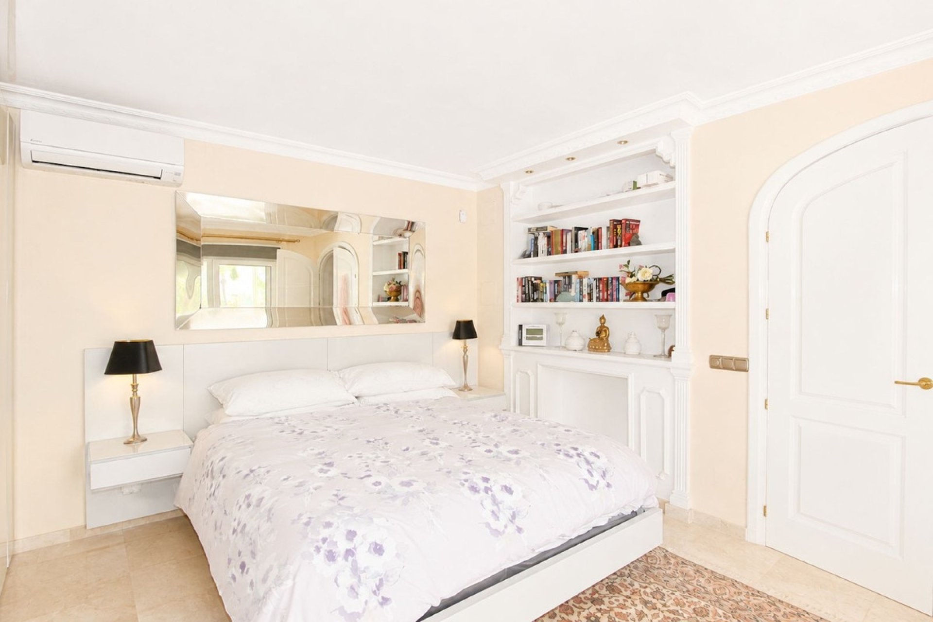 Revente - Villa -
Elviria - Costa del Sol