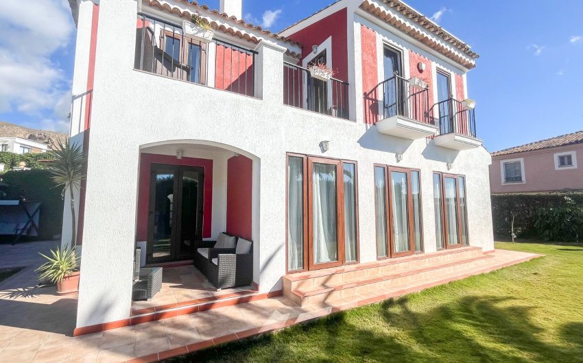 Revente - Villa -
Finestrat - Balcon sierra cortina