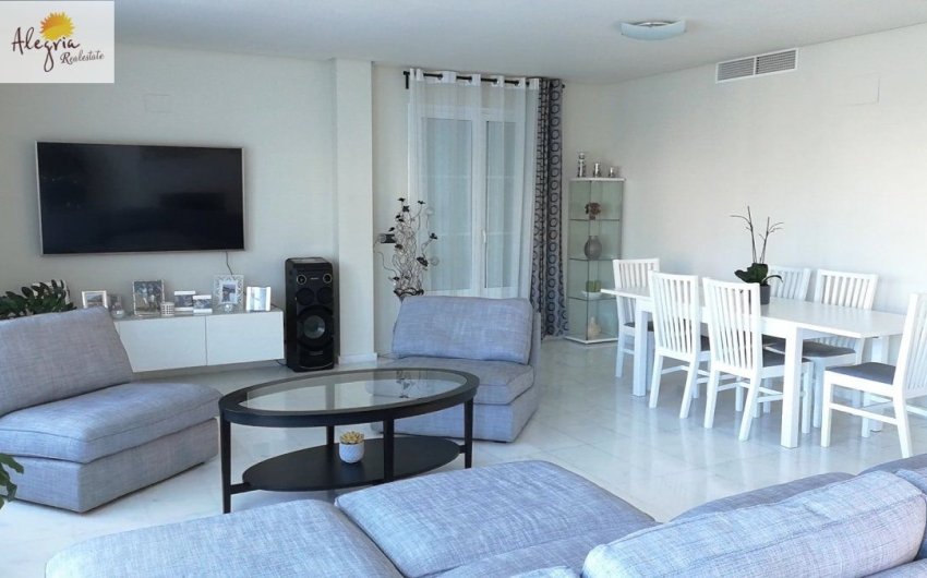 Revente - Villa -
Finestrat - Sierra Cortina