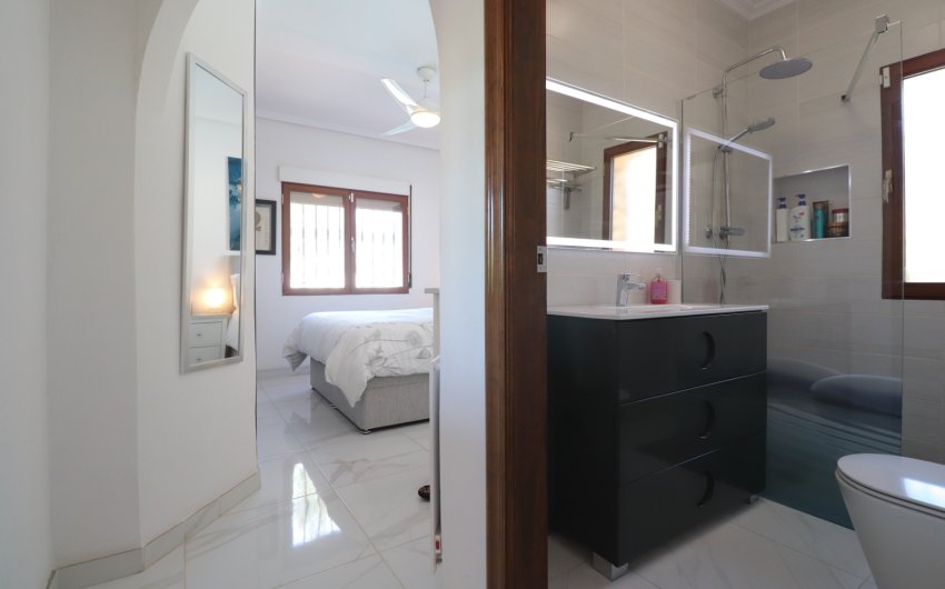 Revente - Villa -
Formentera del Segura - Fincas de La Vega