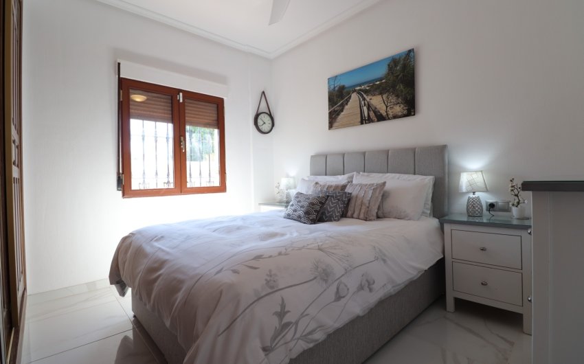 Revente - Villa -
Formentera del Segura - Fincas de La Vega