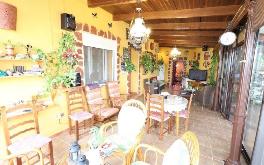 Revente - Villa -
Fortuna - Inland