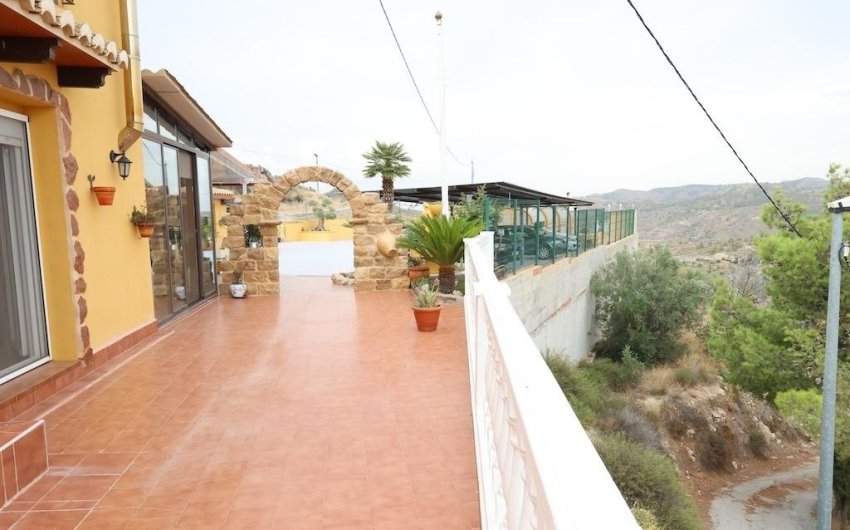 Revente - Villa -
Fortuna - Inland