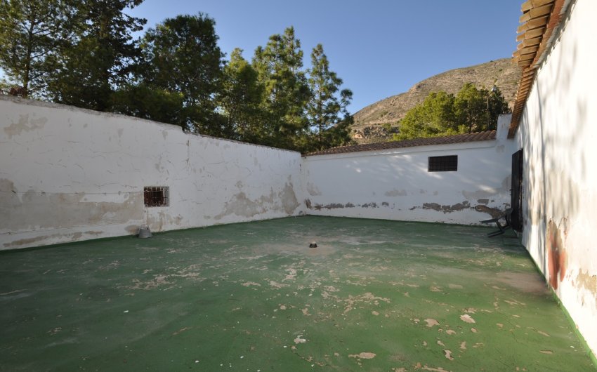 Revente - Villa -
Fortuna - Inland