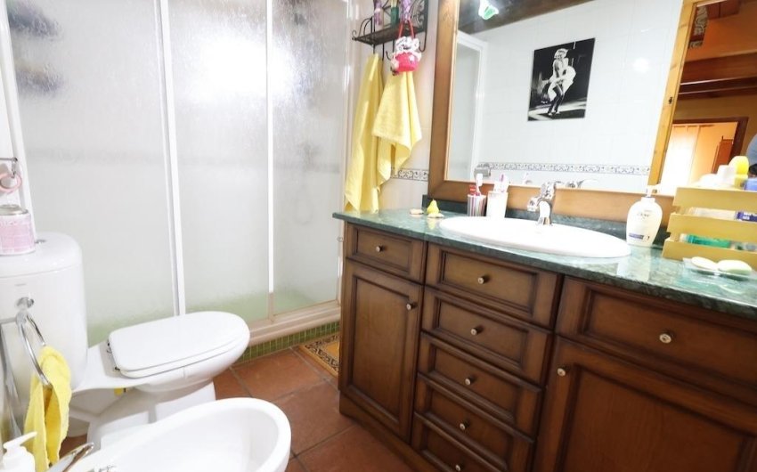 Revente - Villa -
Fortuna - Inland