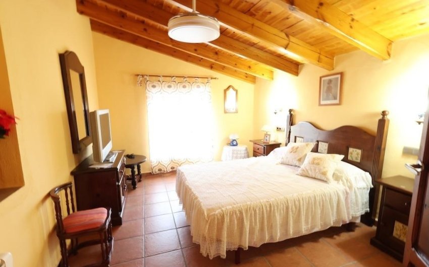 Revente - Villa -
Fortuna - Inland