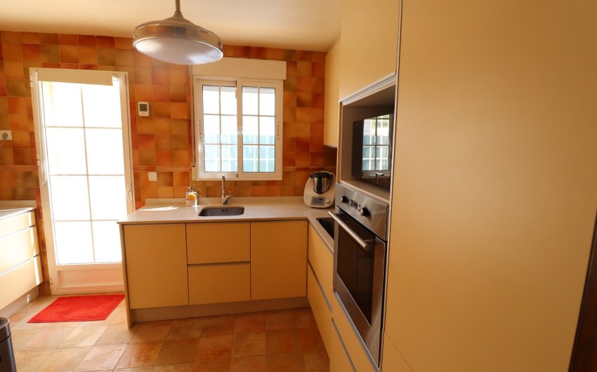 Revente - Villa -
Fortuna - Inland