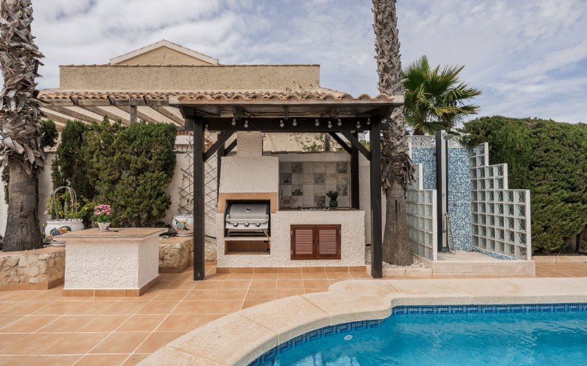 Revente - Villa -
Gran Alacant - Monte y Mar