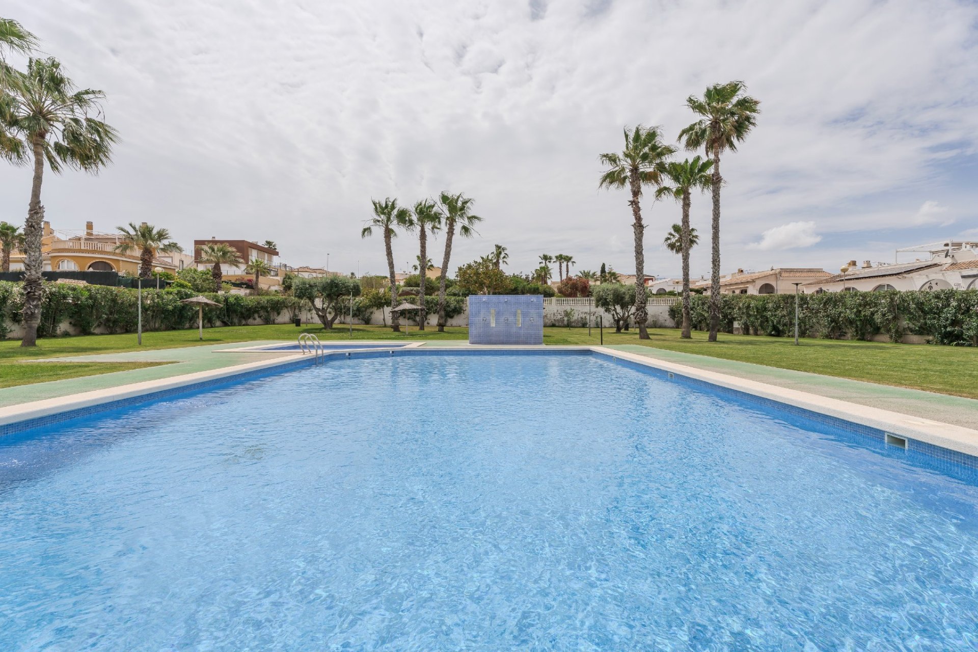 Revente - Villa -
Gran Alacant - Monte y Mar