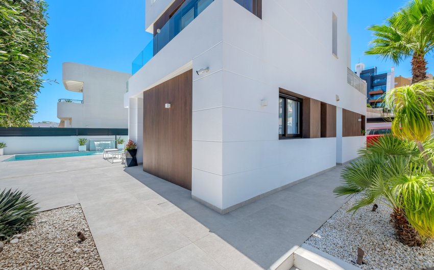 Revente - Villa -
Guardamar del Segura - Costa Blanca