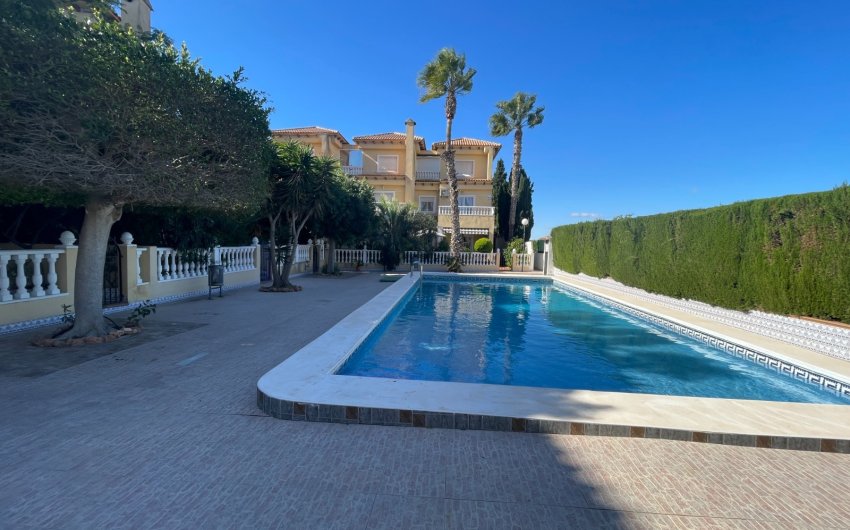 Revente - Villa -
Guardamar del Segura - Costa Blanca