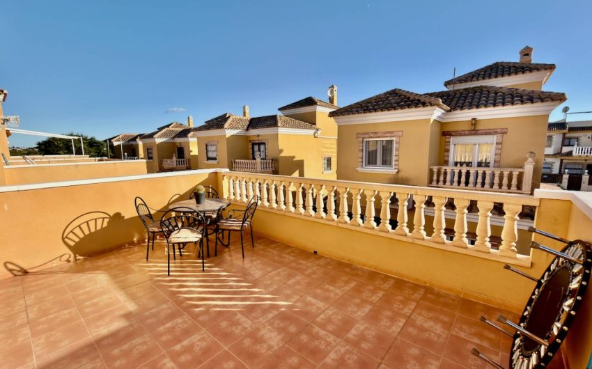 Revente - Villa -
Guardamar del Segura - El Raso