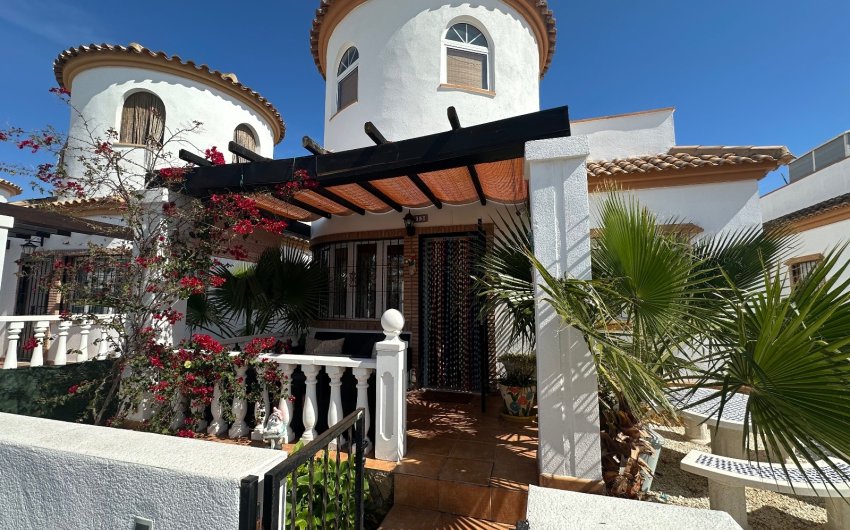 Revente - Villa -
Guardamar del Segura - El Raso